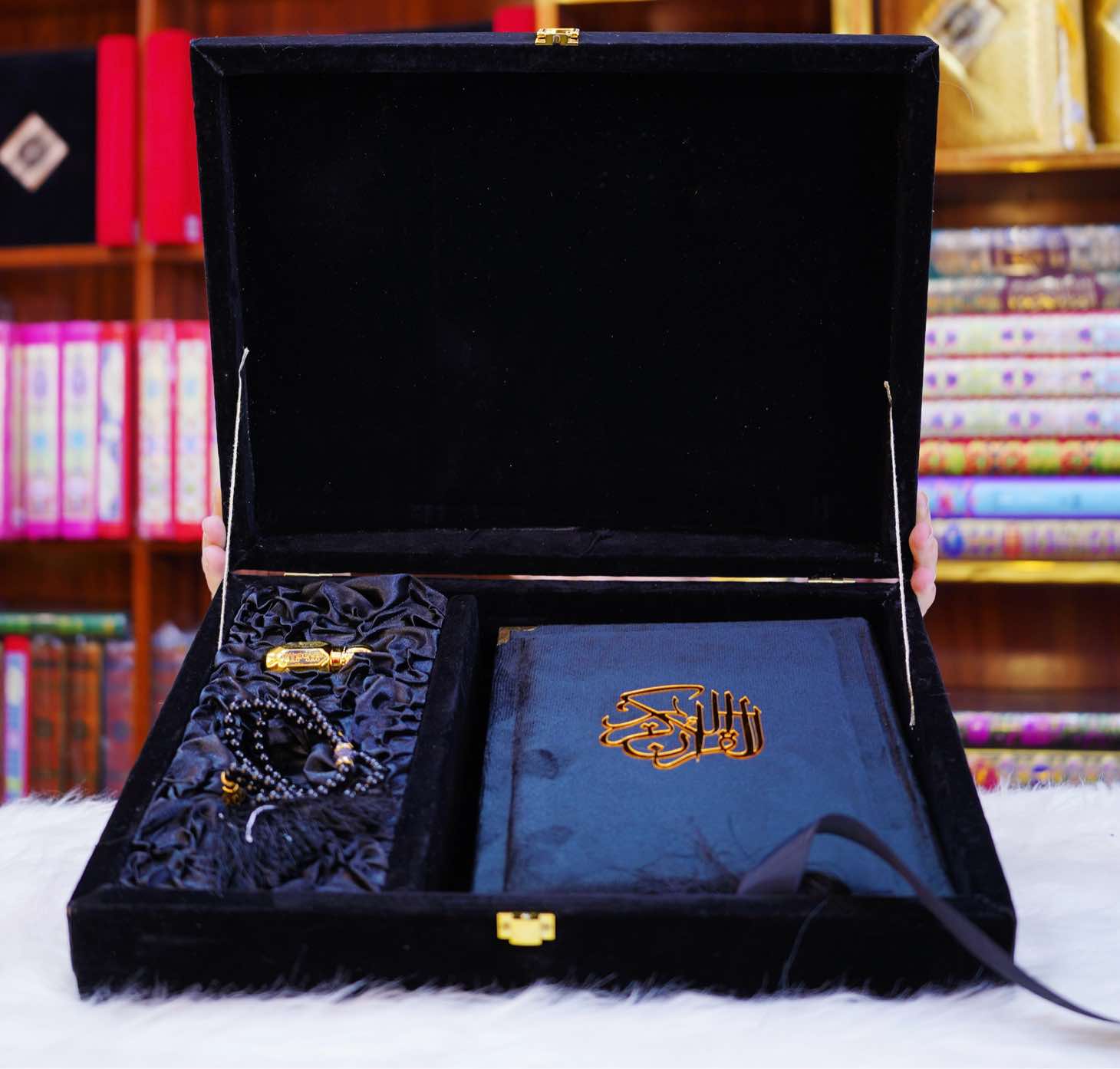 Quran Pak Luxurious Embroidery Bridal Gift Set