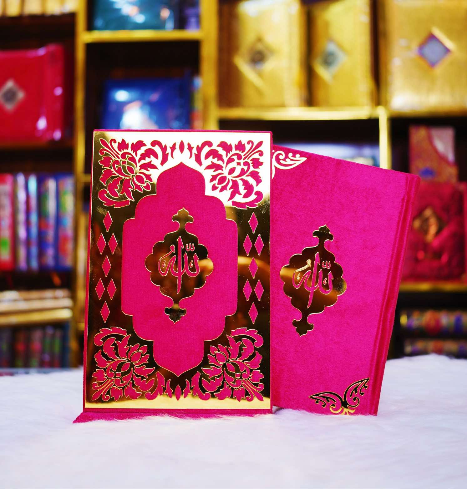 Red velet Quran pak